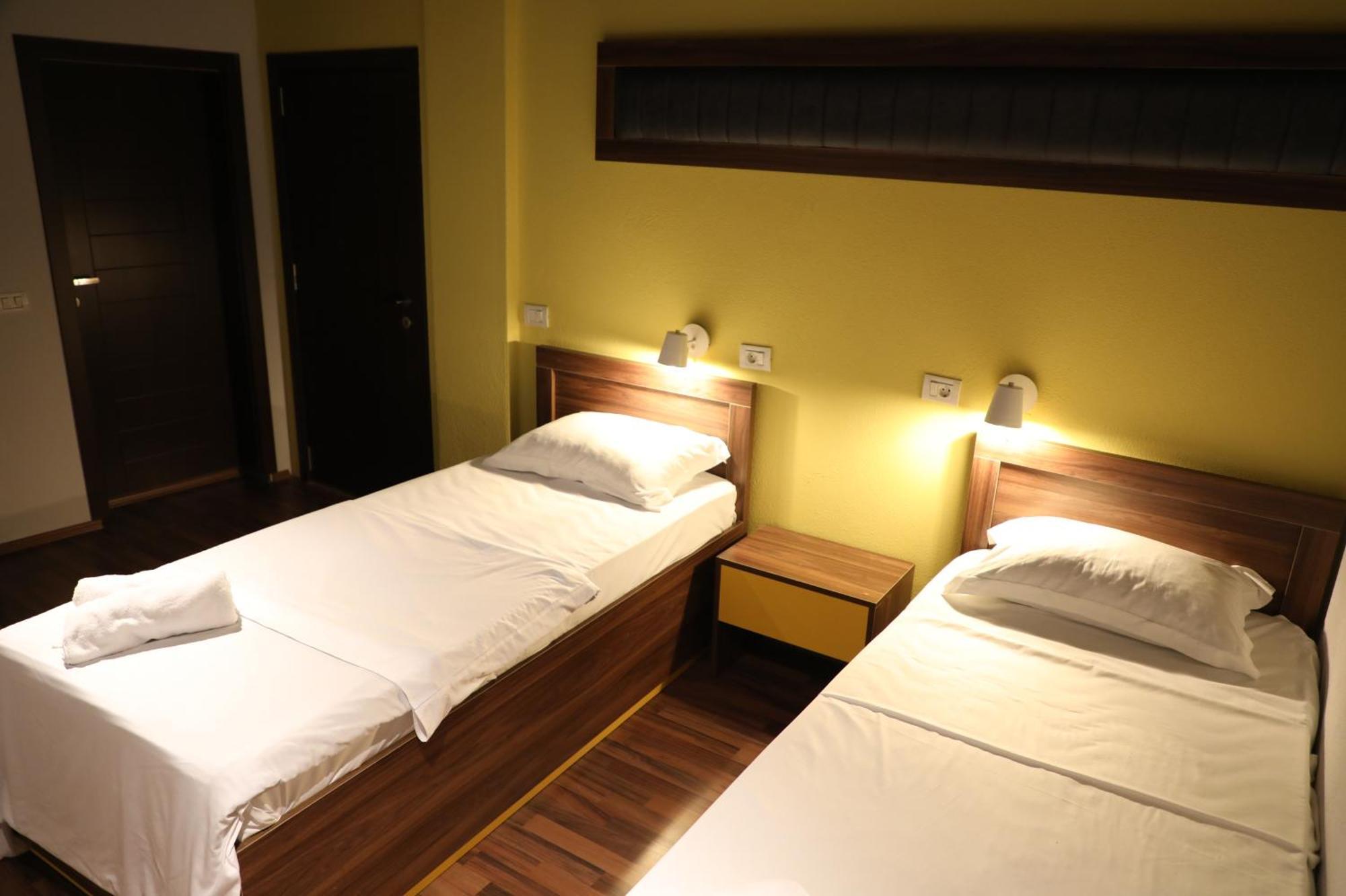 Hotel Hiserra Prizren Exterior foto