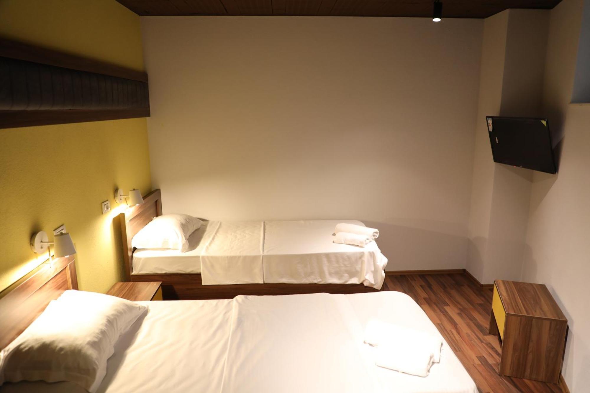 Hotel Hiserra Prizren Exterior foto